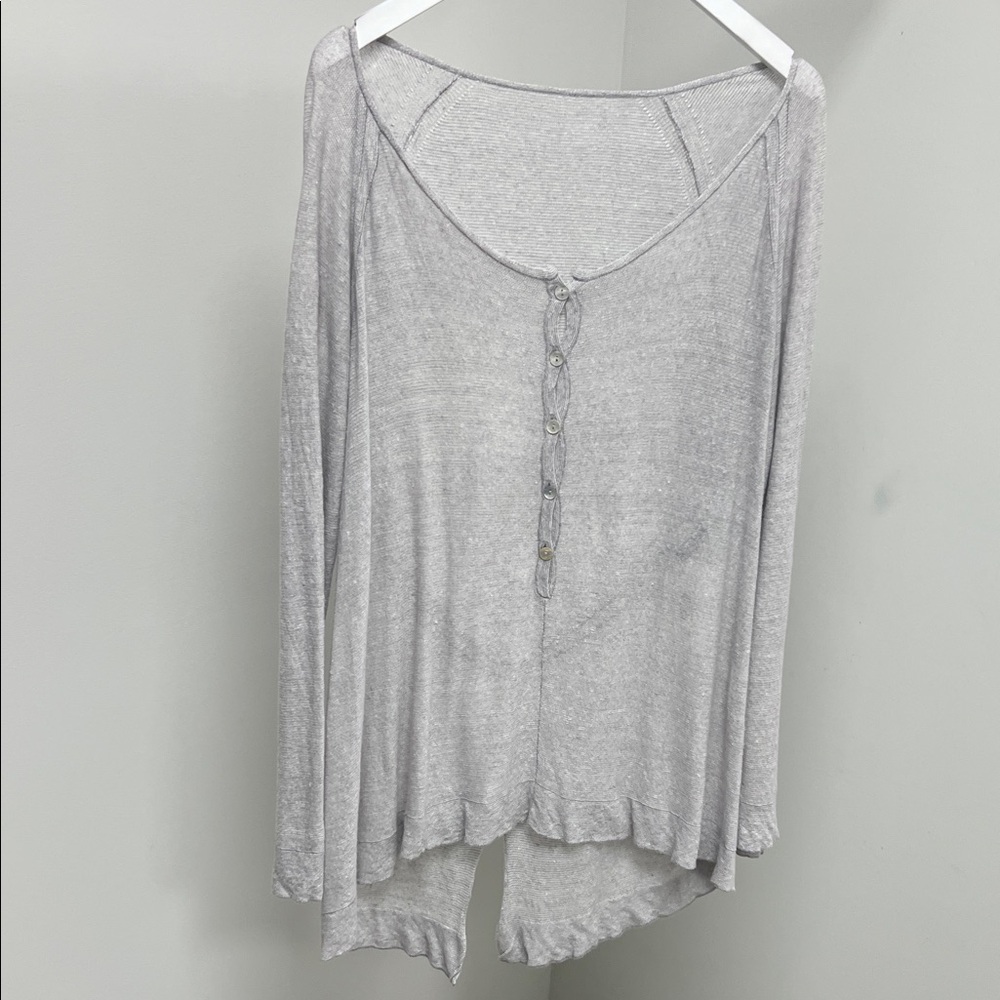 Oska Elegant Light Gray Women's Button-Down Shirt